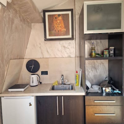 Аренда уютной 2-комнатной квартиры, 37 м², недалеко от центра, Белград, Сербия